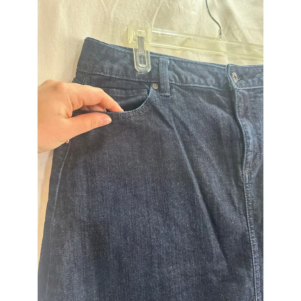 Liz Claiborne Dark Wash Denim Skirt – Size 12 – Raw Hem Fringe - Picture 5 of 6